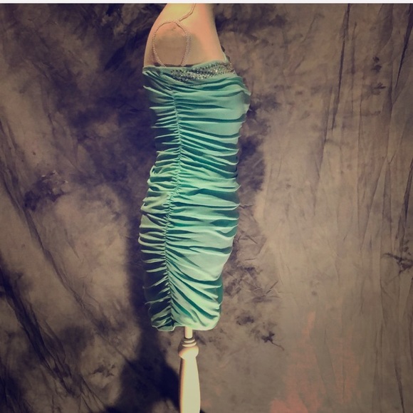 deb Dress, Mint Green Size M - Picture 3 of 3